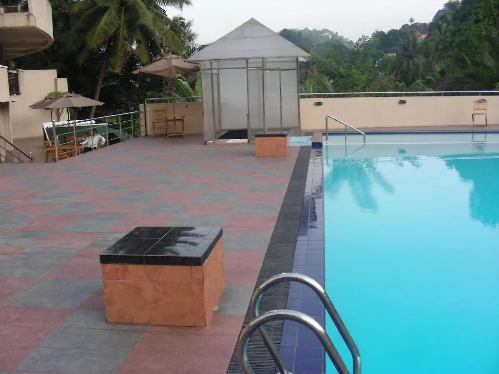 Devon Hotel Kandy