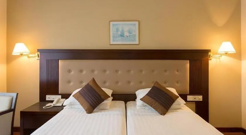 Devon Hotel Kandy
