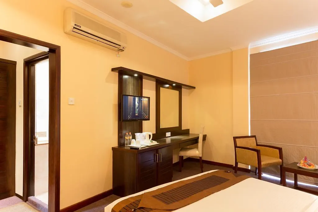 Devon Hotel Kandy