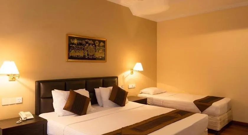 ***  Devon Hotel Kandy Sri Lanka